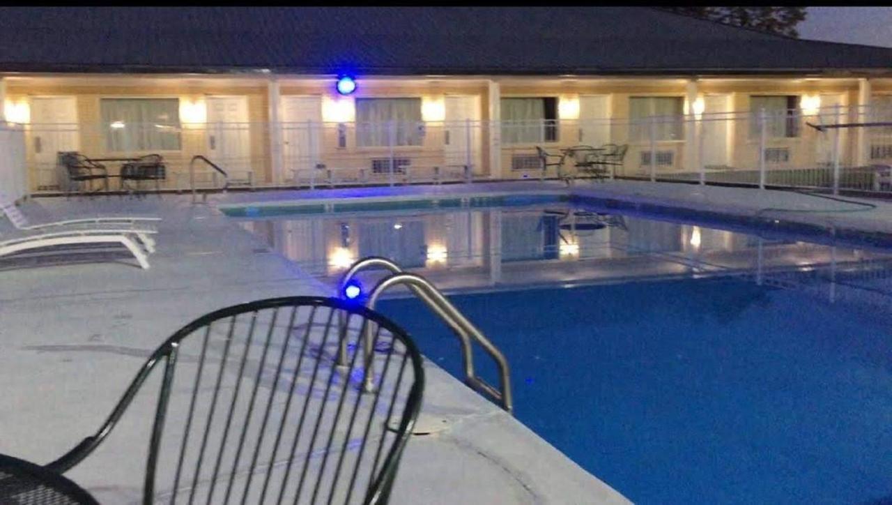 Stay Express Inn & Suites Demopolis المظهر الخارجي الصورة